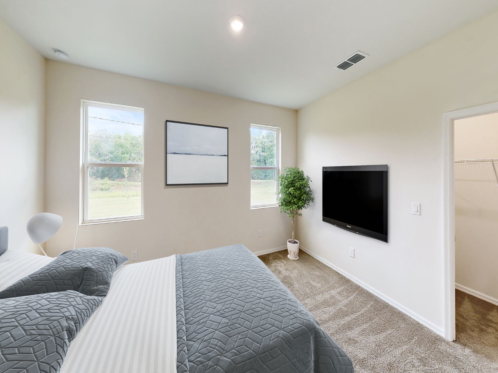 351 San Filippo Drive Southeast